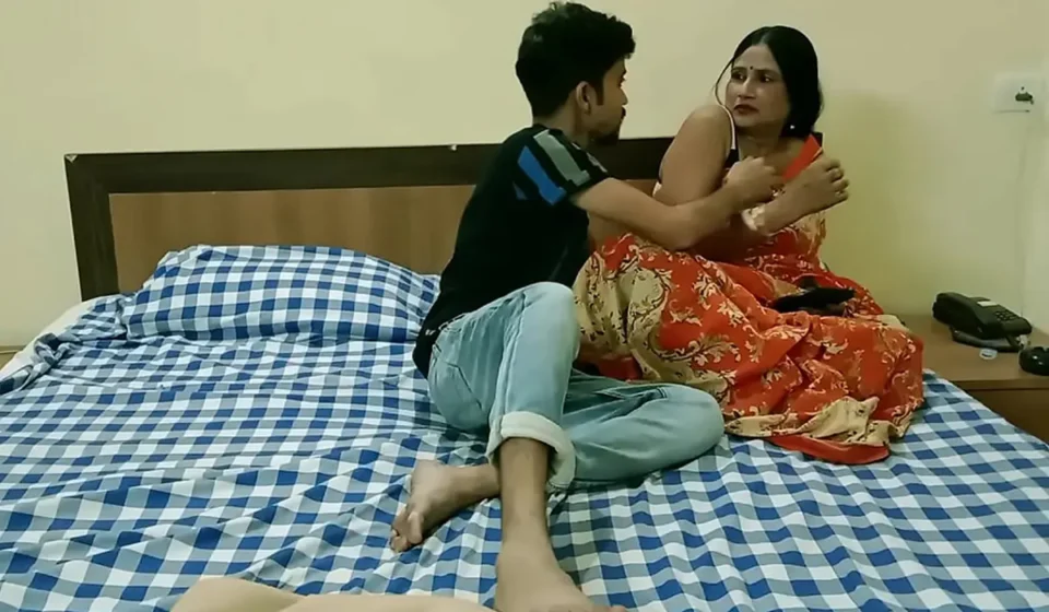 Devar Bhabhi Sex Kahani - नेहा भाभी ने मजाक-मजाक में लिया चुदाई का मजा