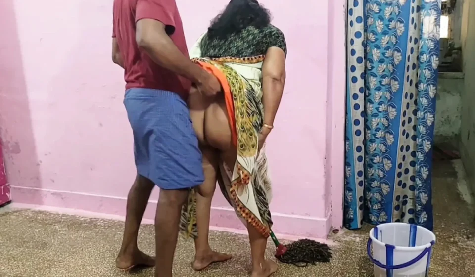 Moti Bhabhi Ki Chudai - Read Bhabhi Ki Chudai Ki Kahani