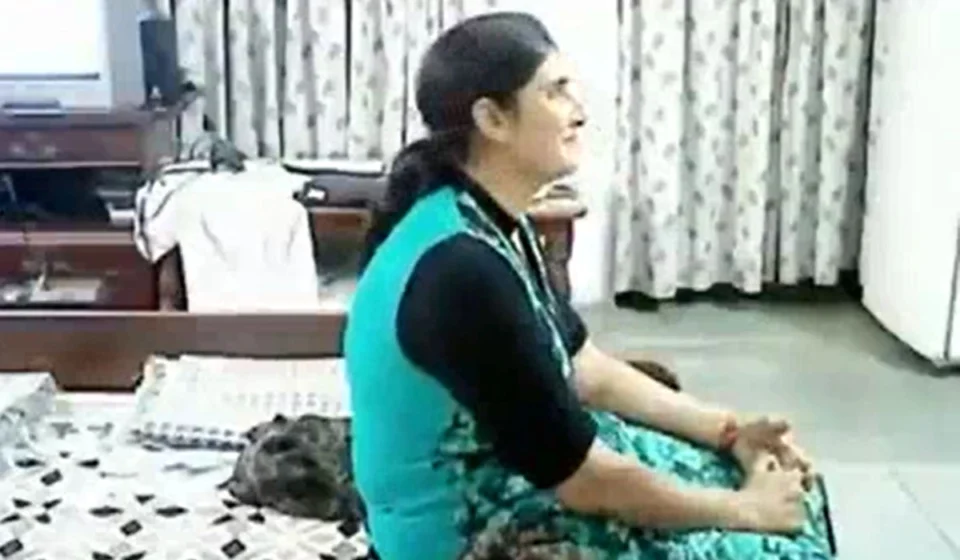 Bua Ki Chudai Ki Kahani - आख़िरकार पीहर आकर मिला बुआ को चुदाई का मजा