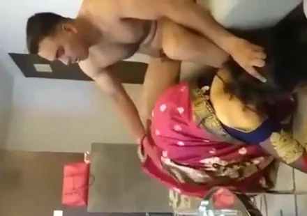 Kaki Ki Chudai - जवान लड़की से ब्याह कर काका ने काकी को किया मेरे हवाले