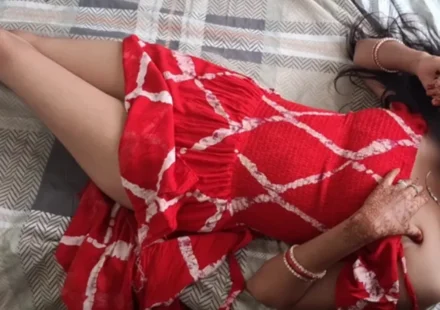Naukrani Aur Malik Ki Chudai - चुदाई की प्यासी नौकरानी को दिया असली लंड का मजा