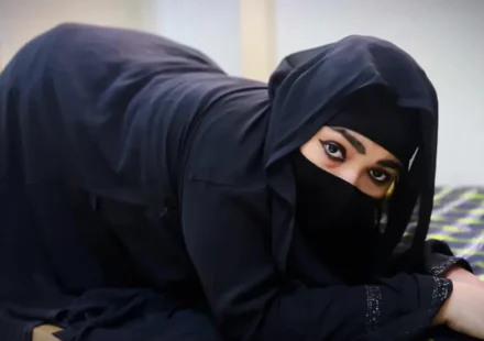 Hindu Muslim Sex Story – शौहर के दोस्त मनीष ने दिया अपने तगड़े लंड का मजा